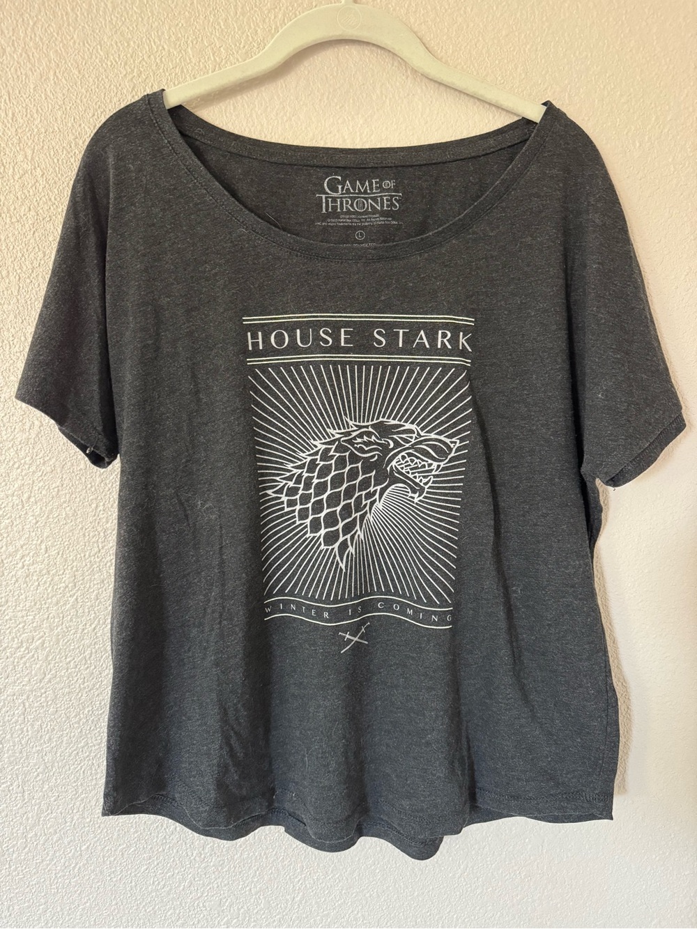 Game of Thrones House Stark Winter is Coming Women’s Tee Shirt Size Large